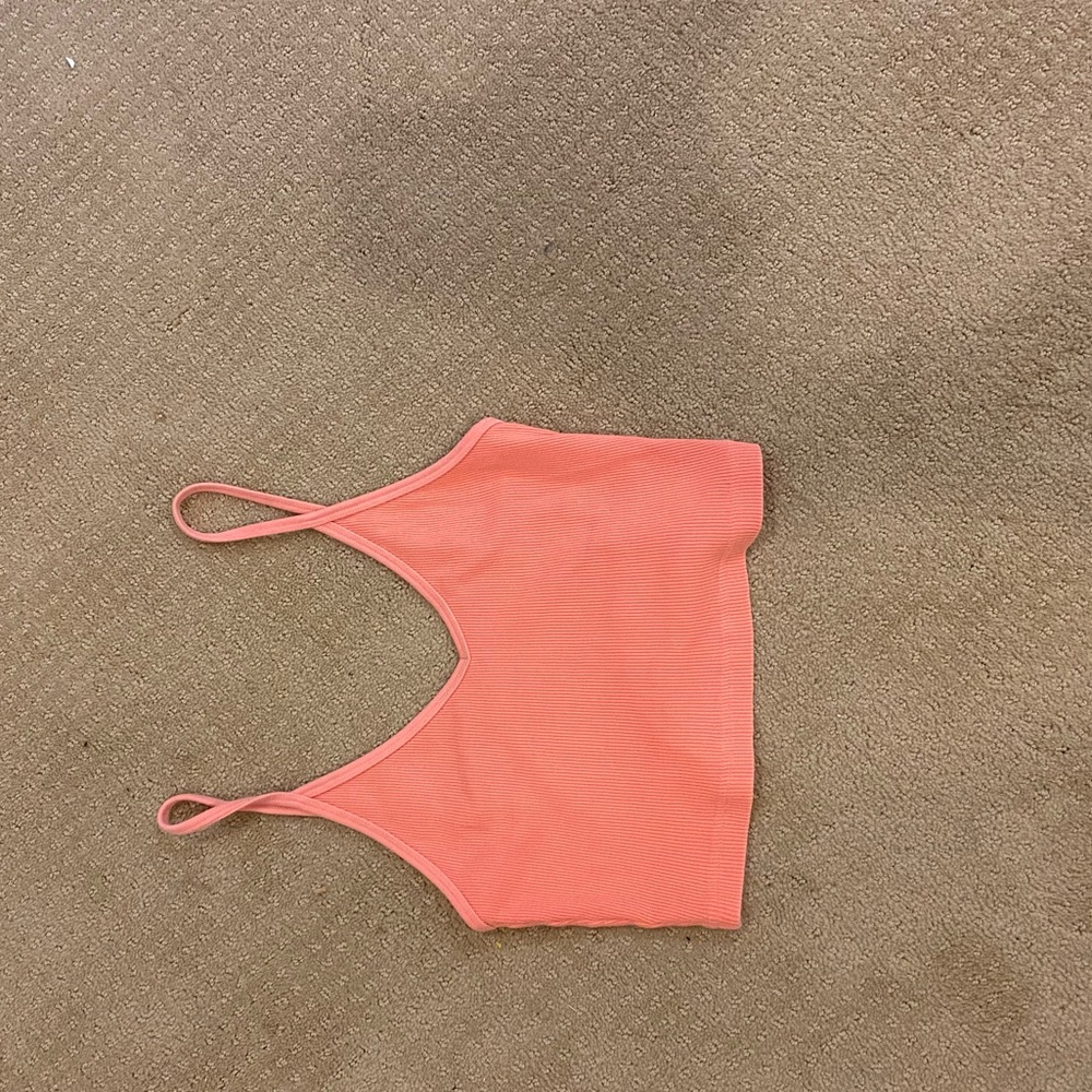 Bright cropped tank top